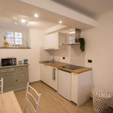 A 90 Metri Dal Mare 아파트 *